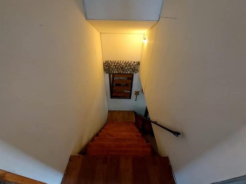 Se vende casa 5 dormitorios 3 baños más estacionamiento y taller , Maipú