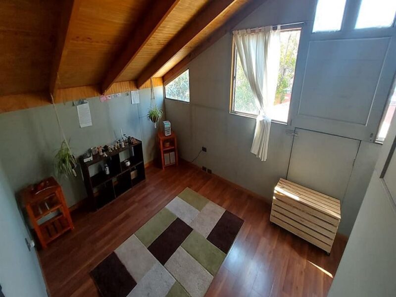 Se vende casa 5 dormitorios 3 baños más estacionamiento y taller , Maipú