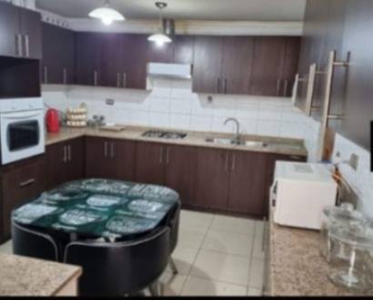 Se vende casa 5 habitaciones 4 baños, Pedro Aguirre Cerda