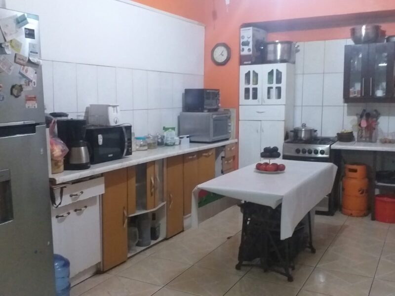 Se vende casa 4 dormitorios 2 baños, San Bernardo
