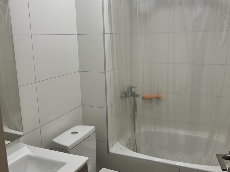 Se vende hermoso departamento 2 dorm. 2 baños 1 estacionamiento, cerro barón, Valparaíso